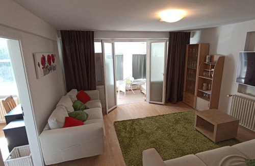 Munchen District Apartment | 75 m² Apartment ∙ 3 bedrooms ∙ 3 guests