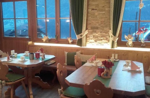 Telfes im Stubai Apartment | 75 m² Apartment ∙ 3 guests
