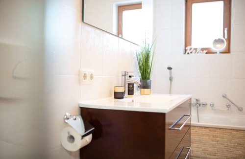 Sonnenbichl Apartment | 75 m² Apartment ∙ 2 bedrooms ∙ 5 guests