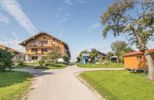 Riedering House | 75 m² Farmhouse ∙ 2 bedrooms ∙ 4 guests