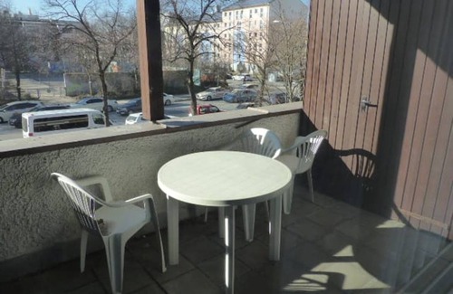 Milbertshofen - Am Hart Apartment | 76 m² Apartment ∙ 3 bedrooms ∙ 3 guests