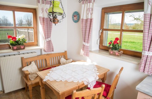 Tittmoning House | 78 m² House ∙ 2 bedrooms ∙ 5 guests