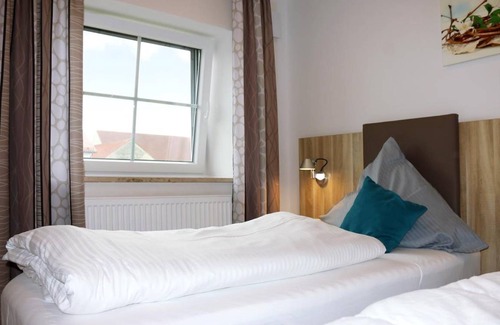 Furstenfeldbruck District Apartment | 79 m² Apartment ∙ 2 bedrooms ∙ 5 guests
