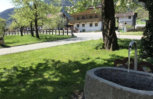 Zillertal Apartment | 80 m² Apartment ∙ 2 bedrooms ∙ 5 guests