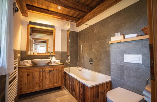 Abfaltersbach Apartment | 80 m² Apartment ∙ 2 bedrooms ∙ 4 guests