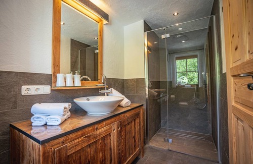 Abfaltersbach Apartment | 80 m² Apartment ∙ 2 bedrooms ∙ 4 guests