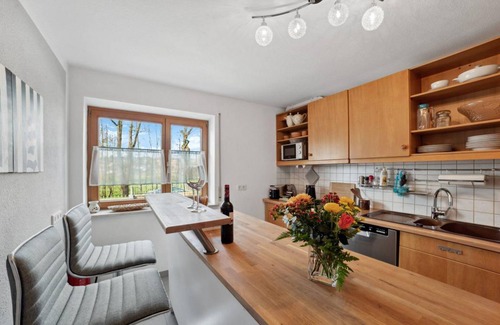 Wilhermsdorf Apartment | 80 m² Apartment ∙ 2 bedrooms ∙ 4 guests
