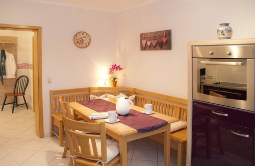 Viereth-Trunstadt Apartment | 80 m² Apartment ∙ 1 bedroom ∙ 4 guests