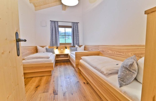 Arnbruck Apartment | 80 m² Apartment ∙ 2 bedrooms ∙ 5 guests