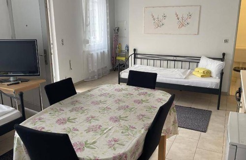 Mitte Apartment | 80 m² Apartment ∙ 2 bedrooms ∙ 7 guests