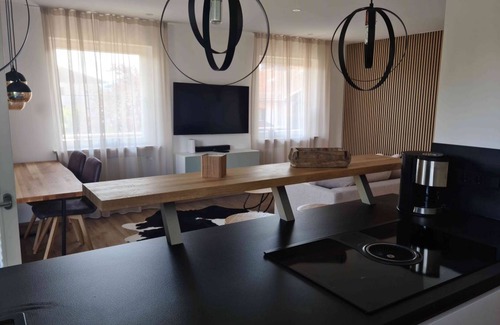 Seeon-Seebruck Apartment | 80 m² Apartment ∙ 2 guests
