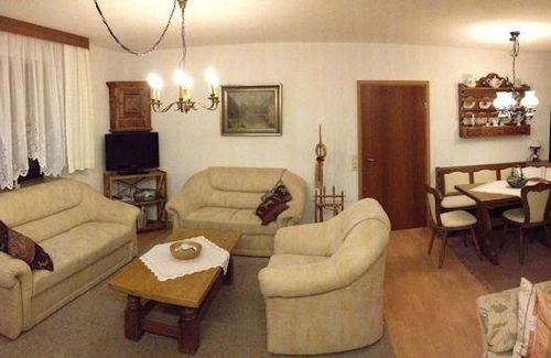 Marktredwitz Apartment | 80 m² Apartment ∙ 2 bedrooms ∙ 5 guests