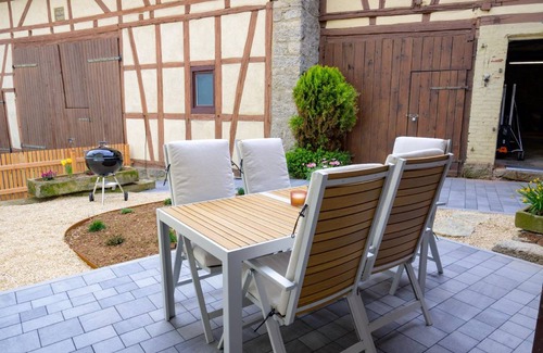 Ostheim Apartment | 80 m² Apartment ∙ 2 bedrooms ∙ 4 guests