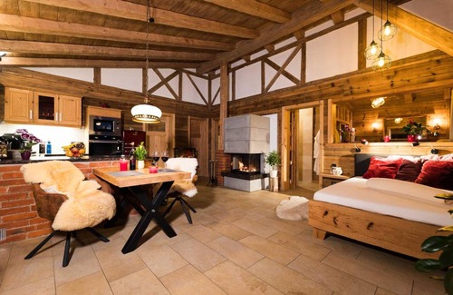 Rabenstein Ski Chalet | 80 m² Chalet ∙ 1 bedroom ∙ 2 guests