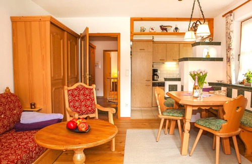 Groissenbach Apartment | 81 m² Apartment ∙ 2 bedrooms ∙ 5 guests