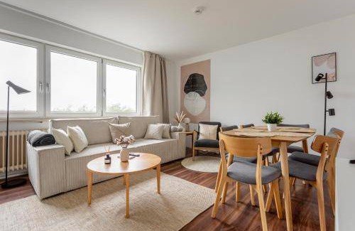 Schwabing-Freimann Apartment | 84 m² Apartment ∙ 3 bedrooms ∙ 7 guests