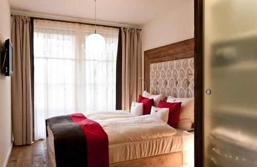 Thalkirchdorf Apartment | 85 m² Apartment ∙ 2 bedrooms ∙ 4 guests