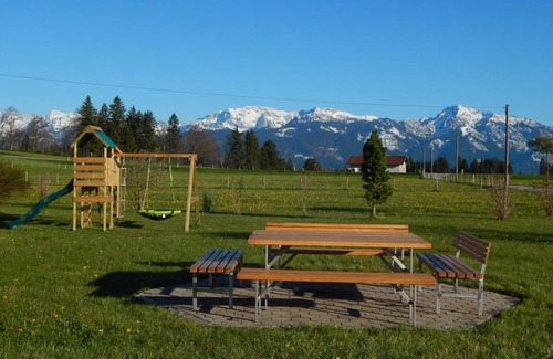 Rosshaupten Apartment | 85 m² Apartment ∙ 2 bedrooms ∙ 5 guests