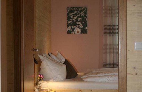 Aue Apartment | 86 m² Apartment ∙ 3 bedrooms ∙ 5 guests