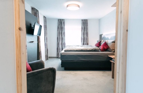 Waging am See Apartment | 88 m² Apartment ∙ 2 bedrooms ∙ 7 guests