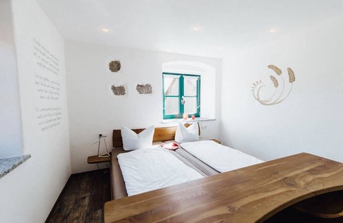 Schwarzach b. Nabburg Apartment | 90 m² Apartment ∙ 2 bedrooms ∙ 4 guests