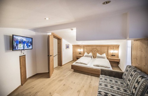Vorderlanersbach Apartment | 90 m² Apartment ∙ 2 bedrooms ∙ 6 guests