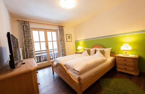 Untergrainau Apartment | 90 m² Apartment ∙ 2 bedrooms ∙ 4 guests
