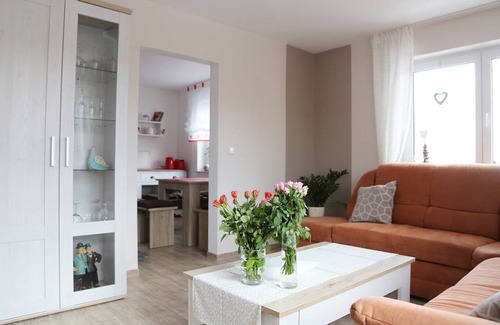 Sulzfeld Apartment | 90 m² Apartment ∙ 2 bedrooms ∙ 6 guests
