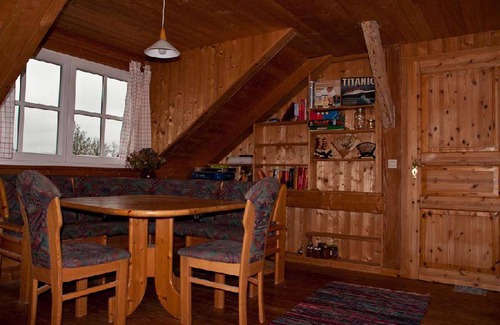 Altusried Apartment | 90 m² Apartment ∙ 4 bedrooms ∙ 7 guests