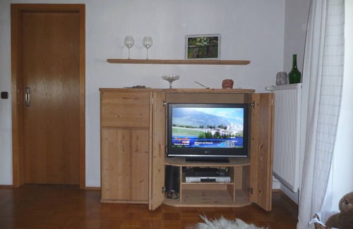 Flintsbach A. Inn Apartment | 90 m² Apartment ∙ 2 bedrooms ∙ 4 guests