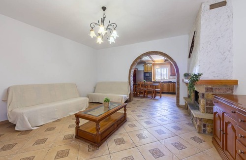 Pujaire House | 90 m² House ∙ 4 bedrooms ∙ 8 guests