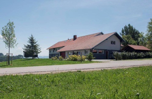 Buchenberg Apartment | 92 m² Apartment ∙ 2 bedrooms ∙ 6 guests