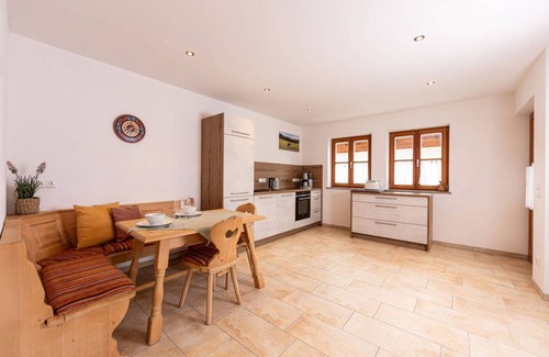 Stanggaß Apartment | 96 m² Apartment ∙ 2 bedrooms ∙ 4 guests