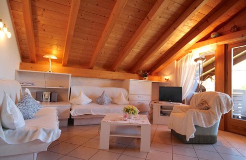 Garmisch-Partenkirchen Apartment | Alpen-Juwel