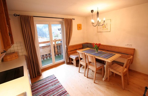 Hopfgarten Markt Apartment | Apartment in Hopfgarten/Brixental near ski lift