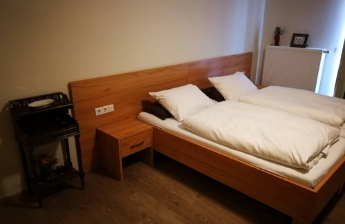 Altmannstein Apartment | Apartment ∙ 1 bedroom ∙ 2 guests