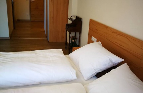 Altmannstein Apartment | Apartment ∙ 1 bedroom ∙ 2 guests