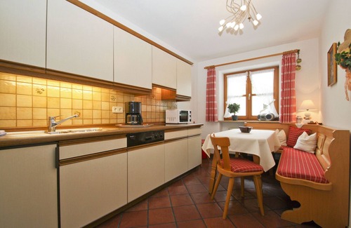Ruhpolding Apartment | Apartment 2, 98sqm, balcony, kitchen, 2 bedrooms, 1 living room, max. 2 pers.