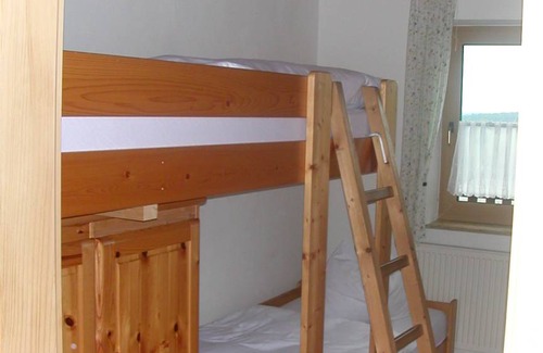 Stammbach Apartment | Apartment ∙ 2 bedrooms ∙ 4 guests
