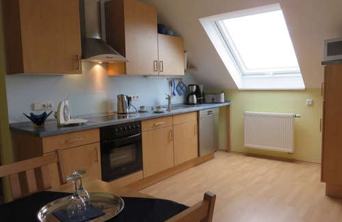 Grossheubach Apartment | Apartment ∙ 2 bedrooms ∙ 4 guests
