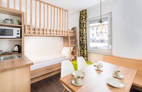 Zirndorf Apartment | Apartment ∙ 2 bedrooms ∙ 4 guests
