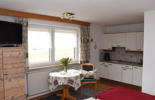 Hoefen Apartment | Apartment ∙ 2 guests