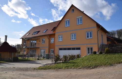 Weihenzell Apartment | Apartment ∙ 3 bedrooms ∙ 6 guests