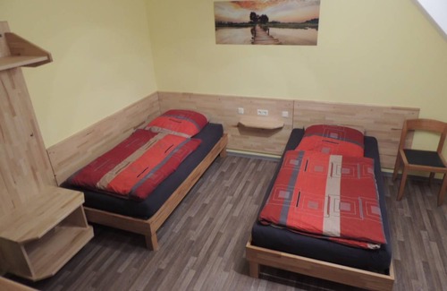 Zirndorf Apartment | Apartment ∙ 3 bedrooms ∙ 6 guests