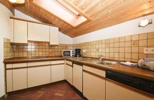 Ruhpolding Apartment | Apartment 5, 77sqm, balcony, kitchen extra, 1 bedroom, 1 living room, 2 pers.
