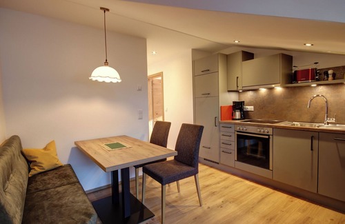 Bichl Apartment | Apartment 5 for 6 persons, 2 separate bedrooms, balcony, 91 m²