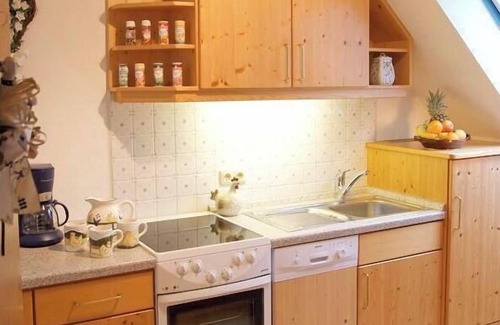 Bad Reichenhall Apartment | Apartment-5 persons, 80sqm, 3 bedrooms, 2 bathrooms, balcony, secluded location with mountain view
