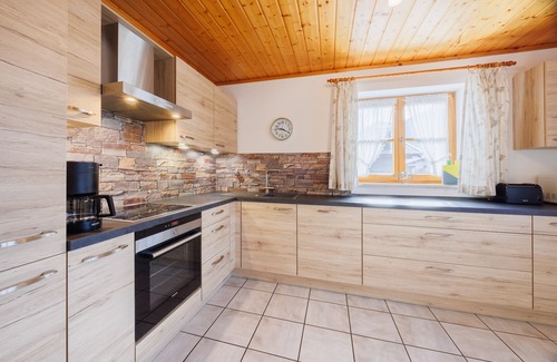 Sankt Valentin Apartment | Apartment 54sqm, balcony, kitchen, 1 bedroom, living room, max. 2 persons