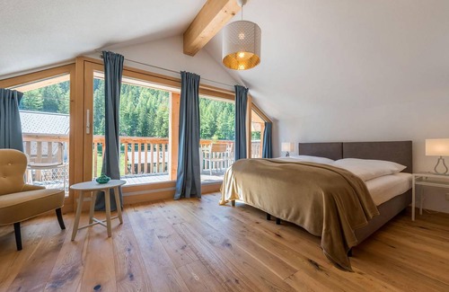 Saas Grund Apartment | Apartment ∙ 7 guests