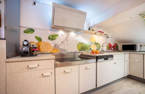 Schraden Apartment | Apartment 'Bamberger Gipfelblick' with Mountain View, Balcony and Wi-Fi